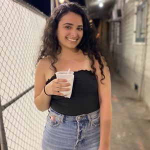 Meet your Posher, Gabby